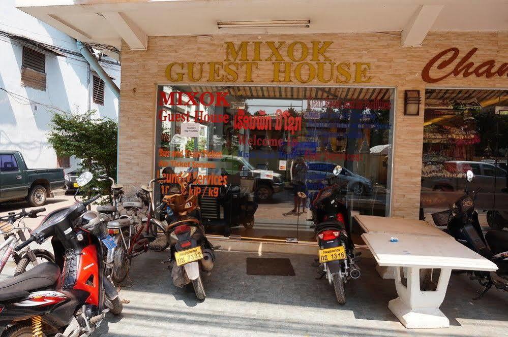 米克斯欧克酒店 Ban Nongdouang 外观 照片